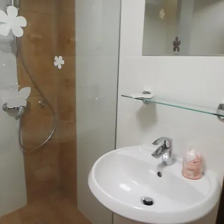 Guest house Gostisce Smuk 2*