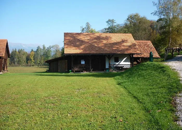 بيت ضيافة Gostisce Smuk 2*