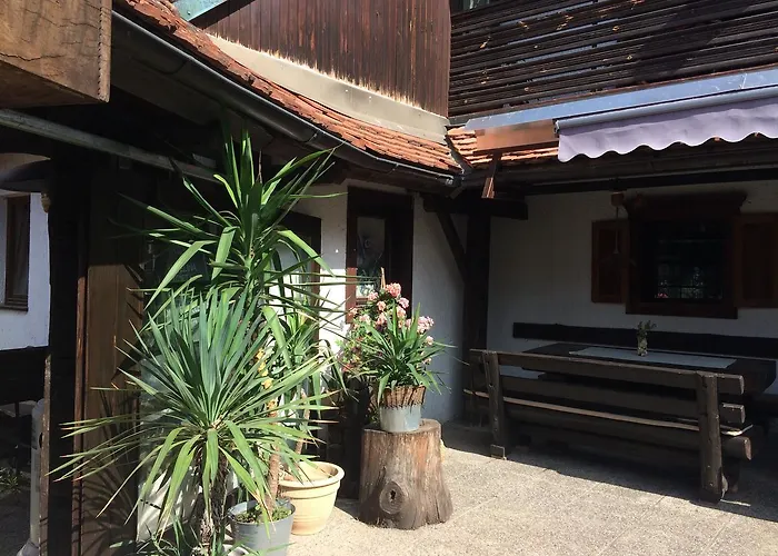 招待所 Gostisce Smuk Križe